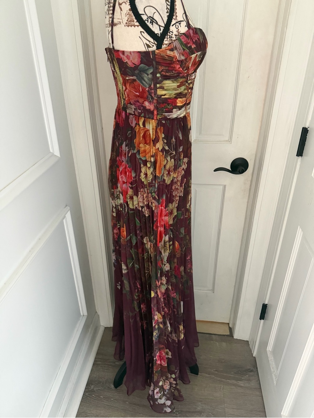 AQUA Pleated Floral Guest of Dress ~ Floral Bustier Maxi Dress in Deep Plum - Picture 9 of 13